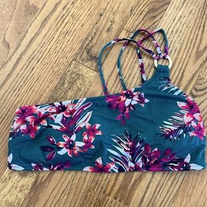 Iris and Lily One shoulder bikini top - womens large